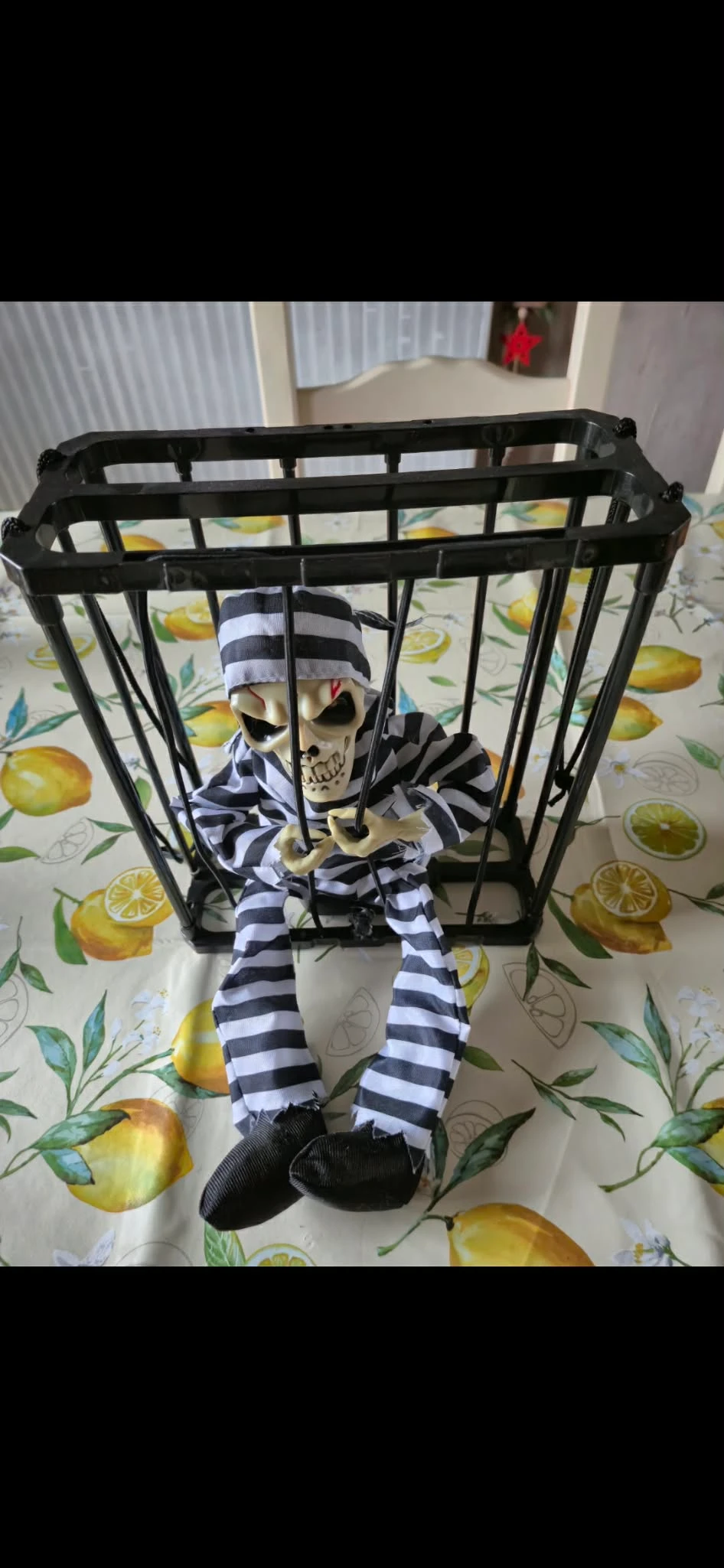Decoração Halloween prisioneiro em gaiola – photo 3
